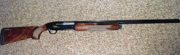 Browning Gold Sporting Clays #113NN33091, 12 ga, Gold - Calvin Clamme Estate - Farm Equipment & Gun Inventory Auction